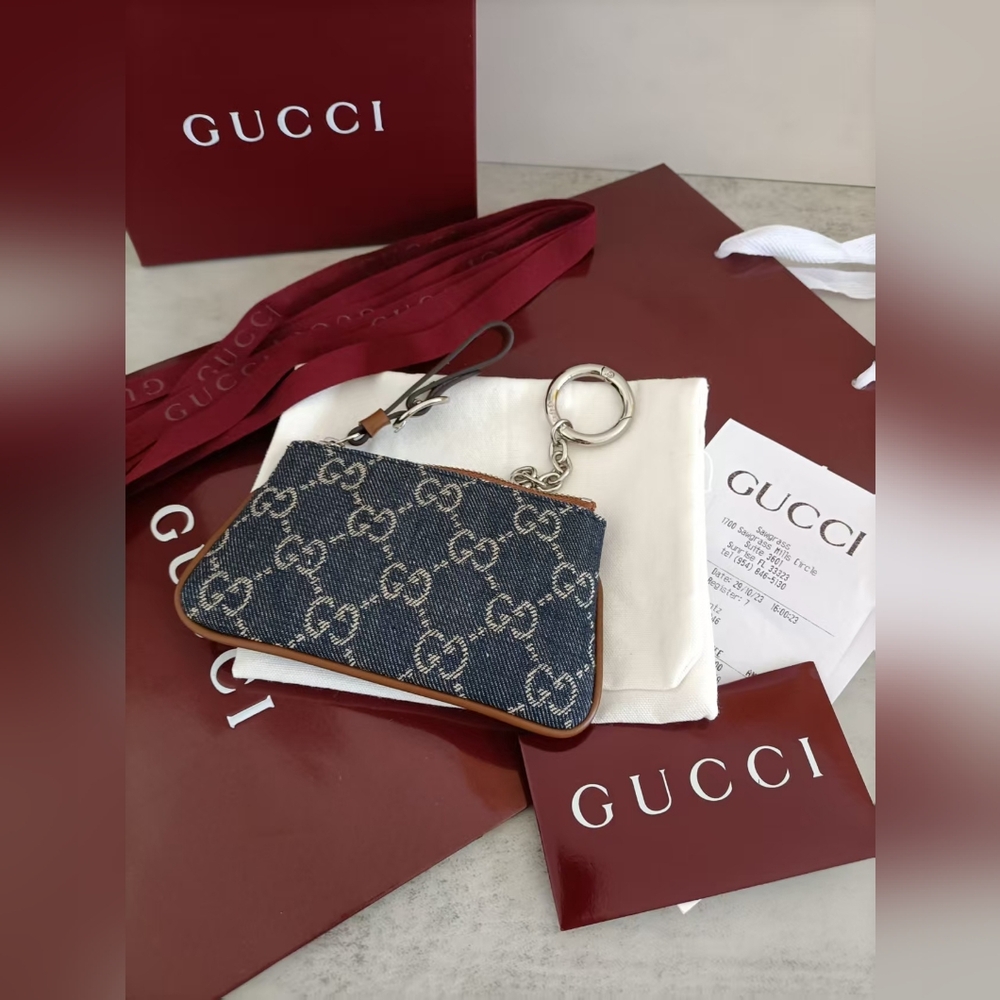 Gucci GG Emblem Key Pouch